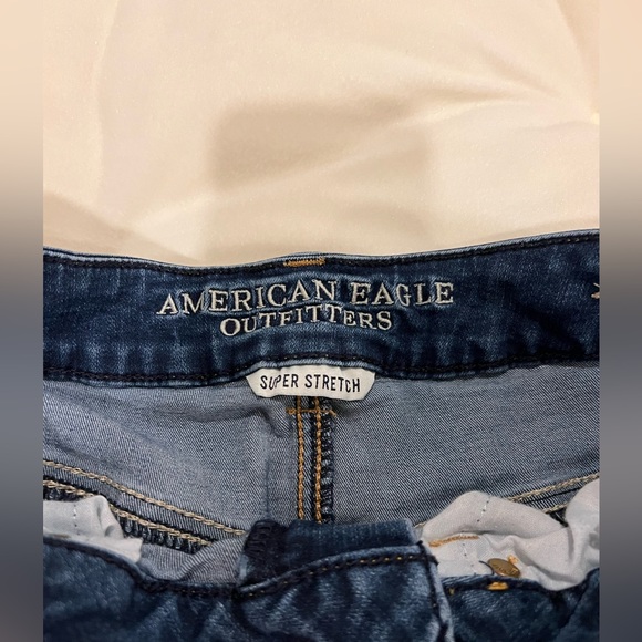 American Eagle Super Stretch a High Rise Shortie - Picture 2 of 3